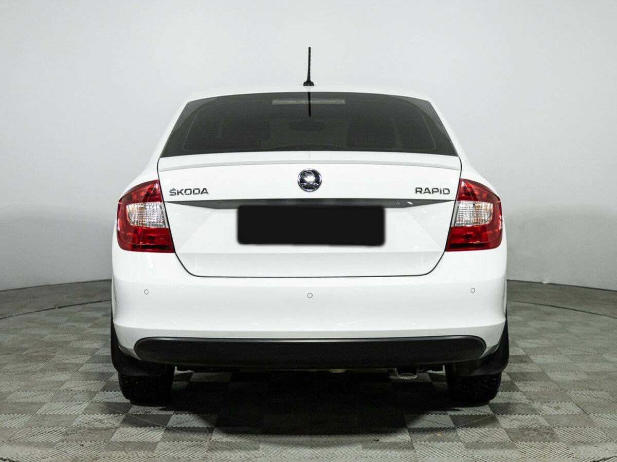 Купить Skoda Rapid с пробегом. Фото: #5