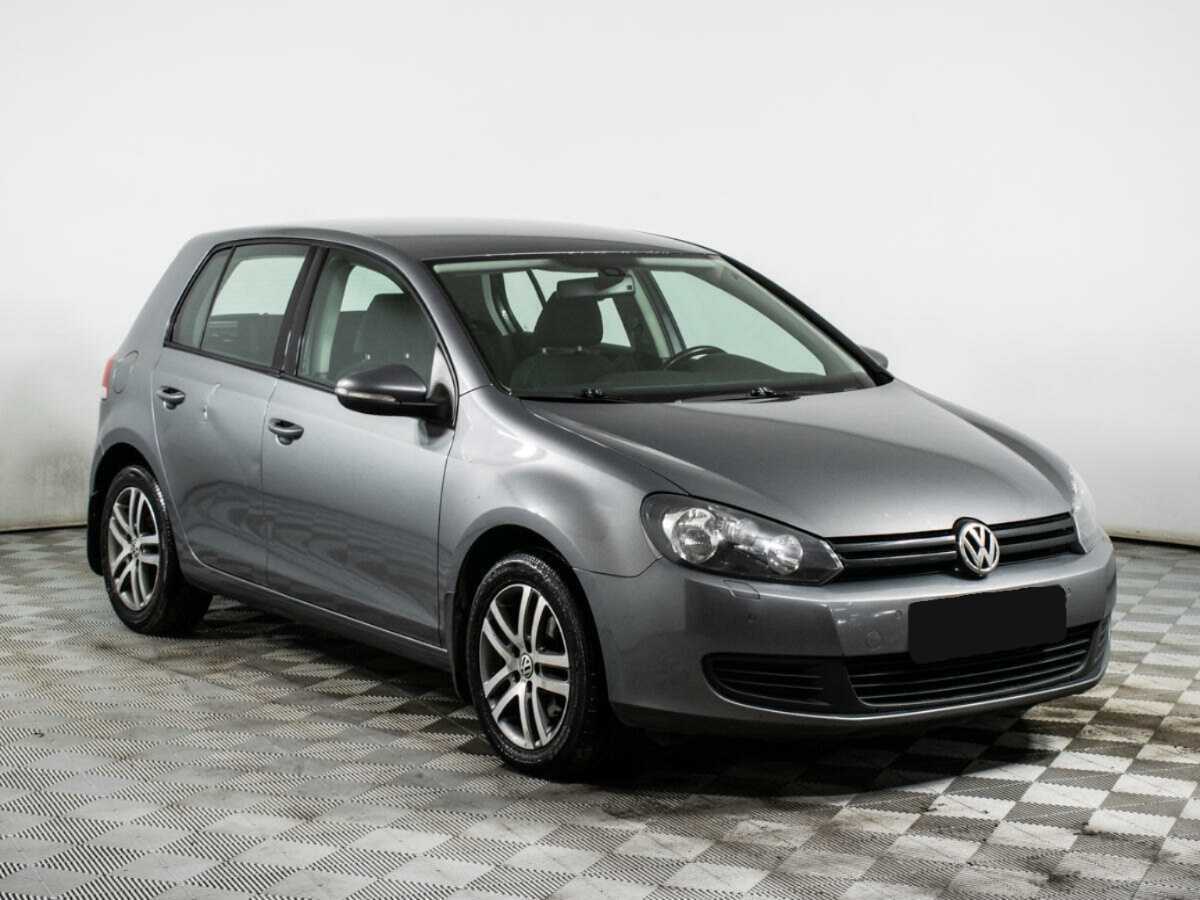 Купить Volkswagen Golf с пробегом. Фото: #2
