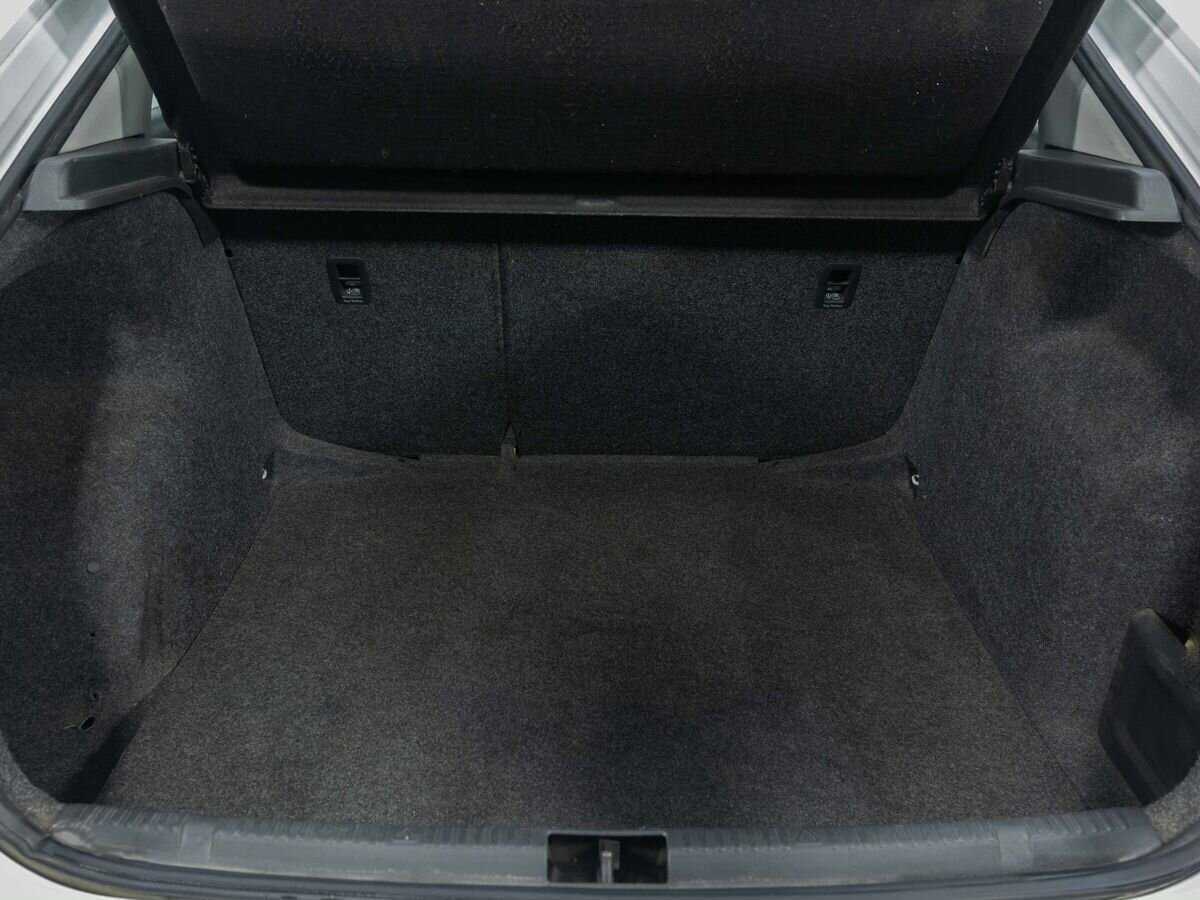 Купить Skoda Rapid с пробегом. Фото: #20