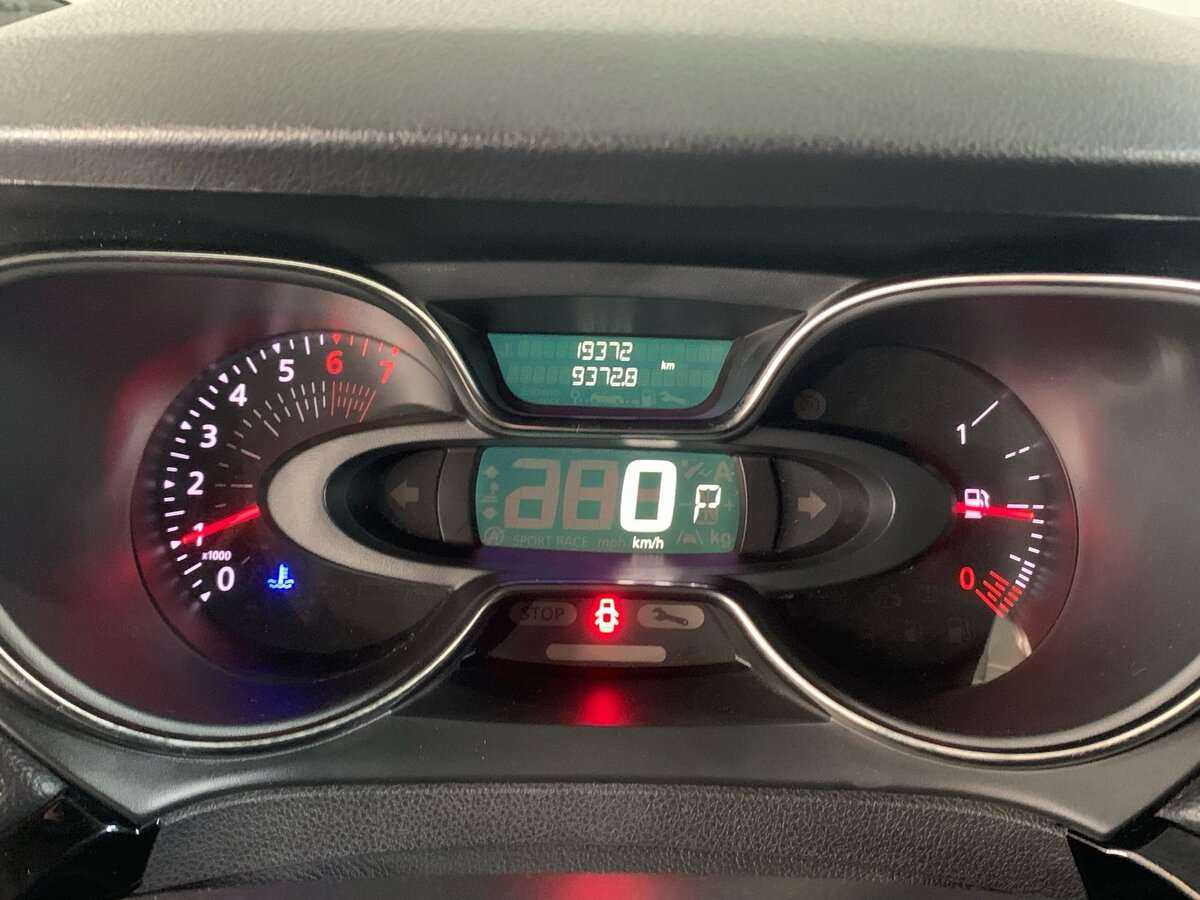 Купить Renault Kaptur с пробегом. Фото: #10