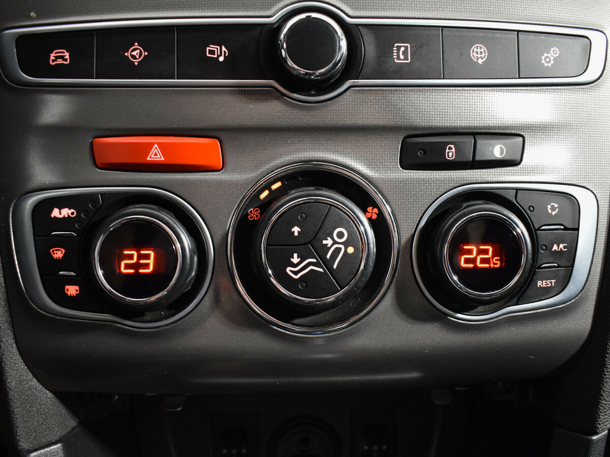 Купить Citroen C4 с пробегом. Фото: #12