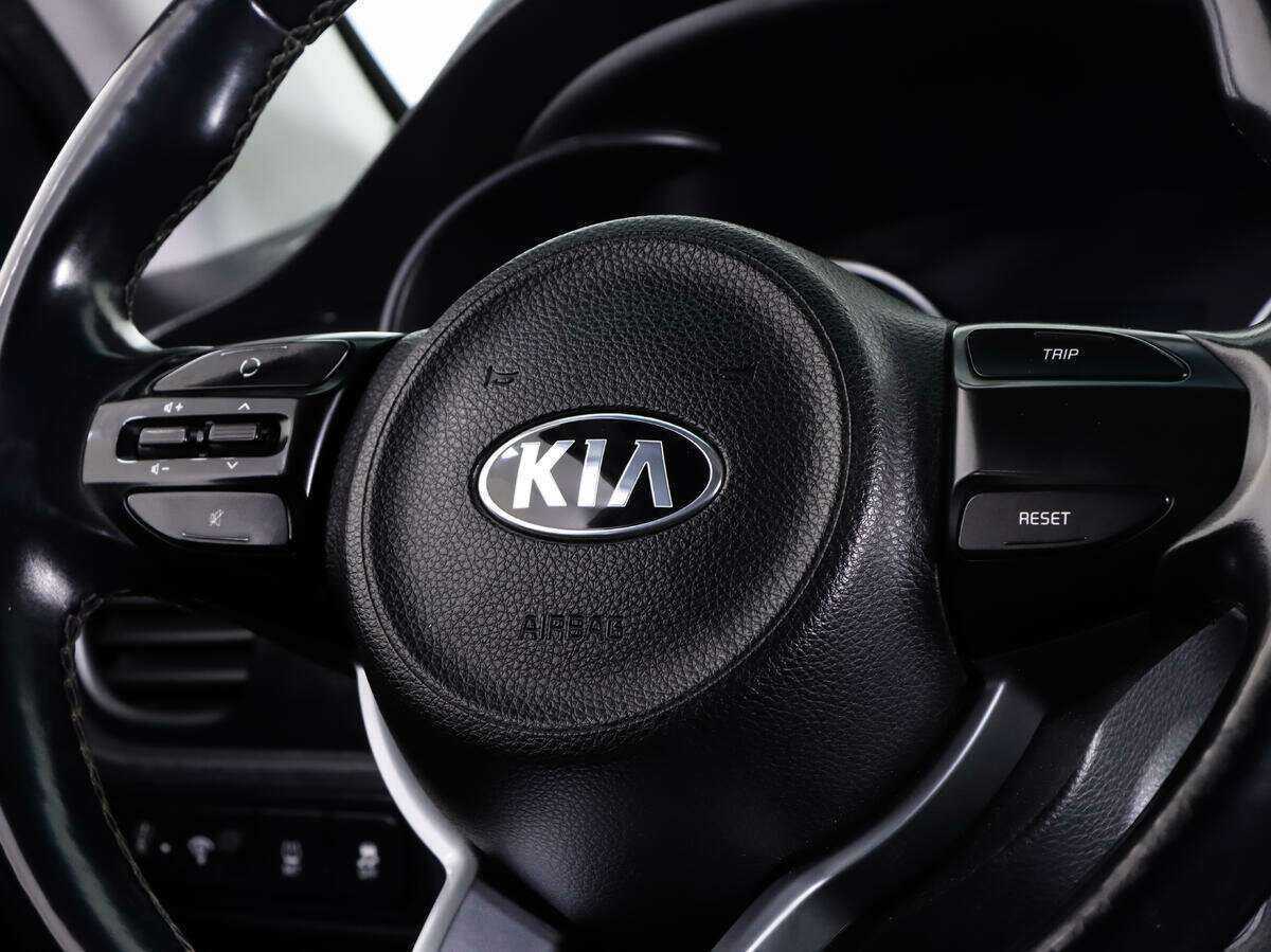 Купить Kia Rio с пробегом. Фото: #9