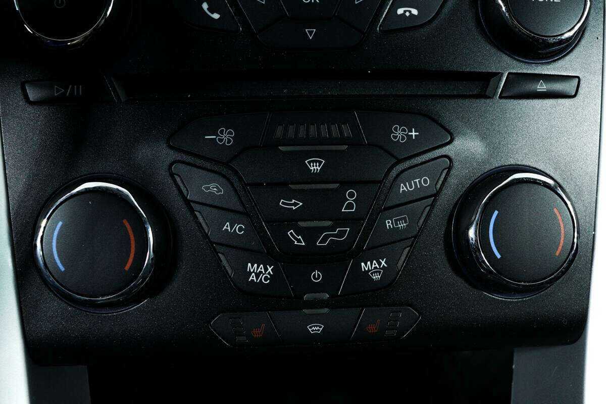 Купить Ford Mondeo с пробегом. Фото: #13