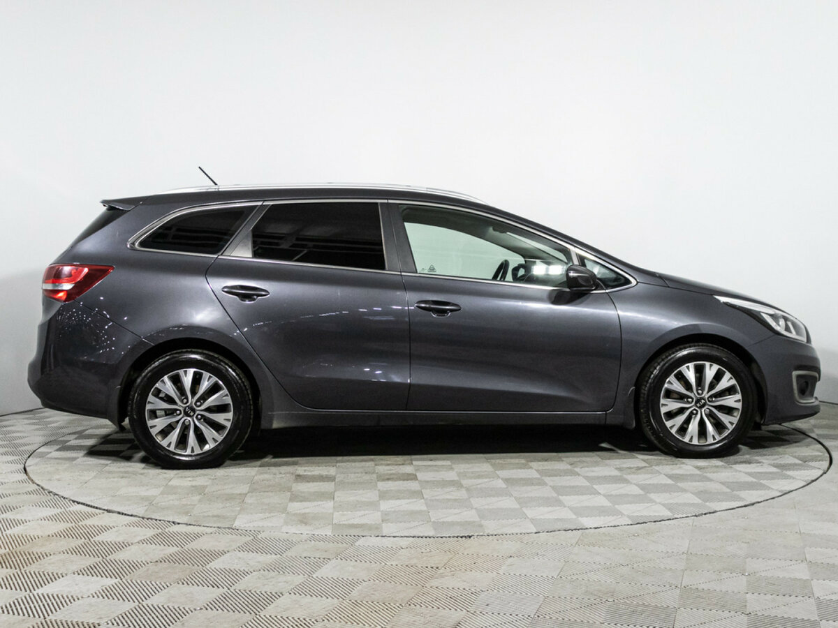 Купить Kia Ceed с пробегом. Фото: #3