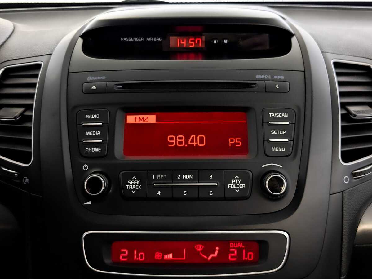 Купить Kia Sorento с пробегом. Фото: #14