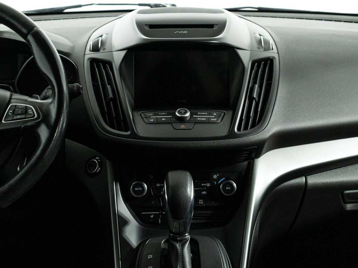 Купить Ford Kuga с пробегом. Фото: #13