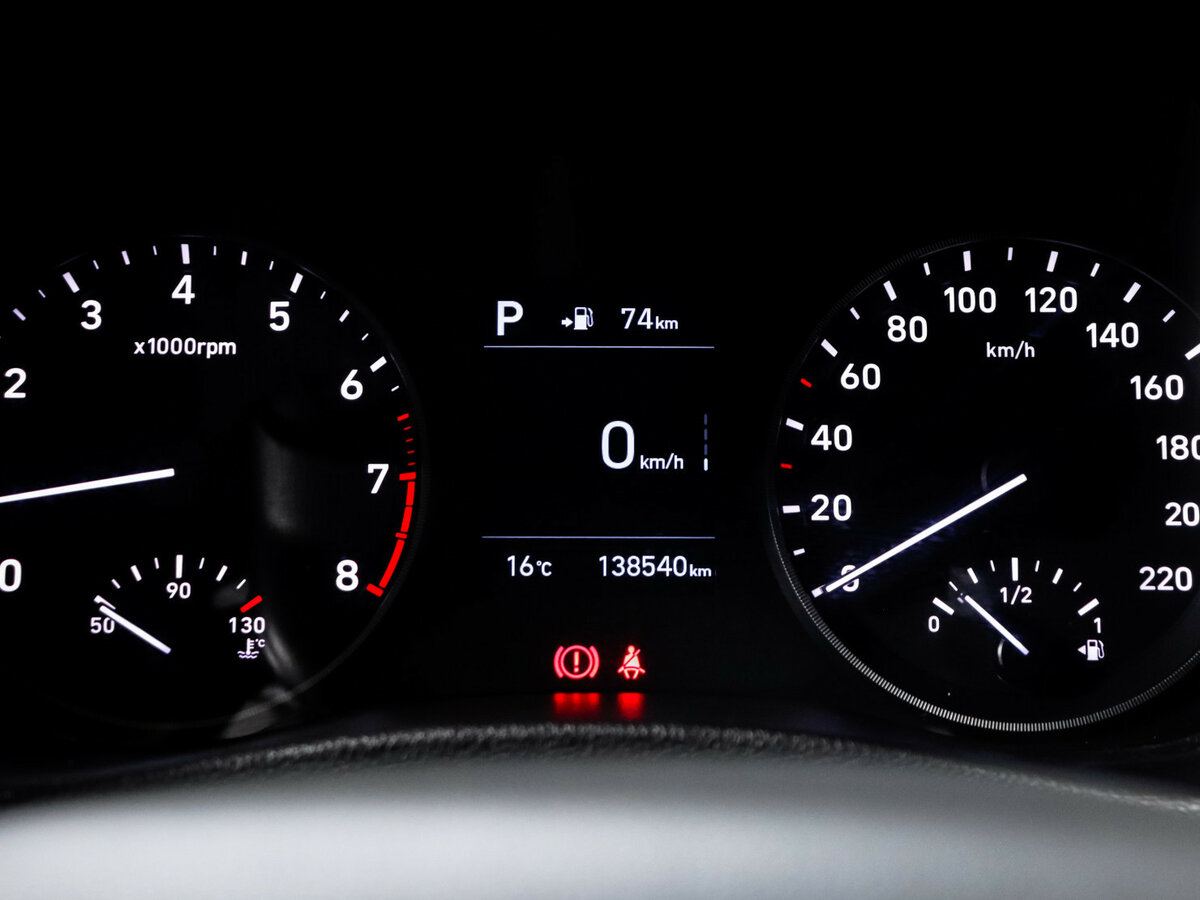 Купить Hyundai Solaris с пробегом. Фото: #8