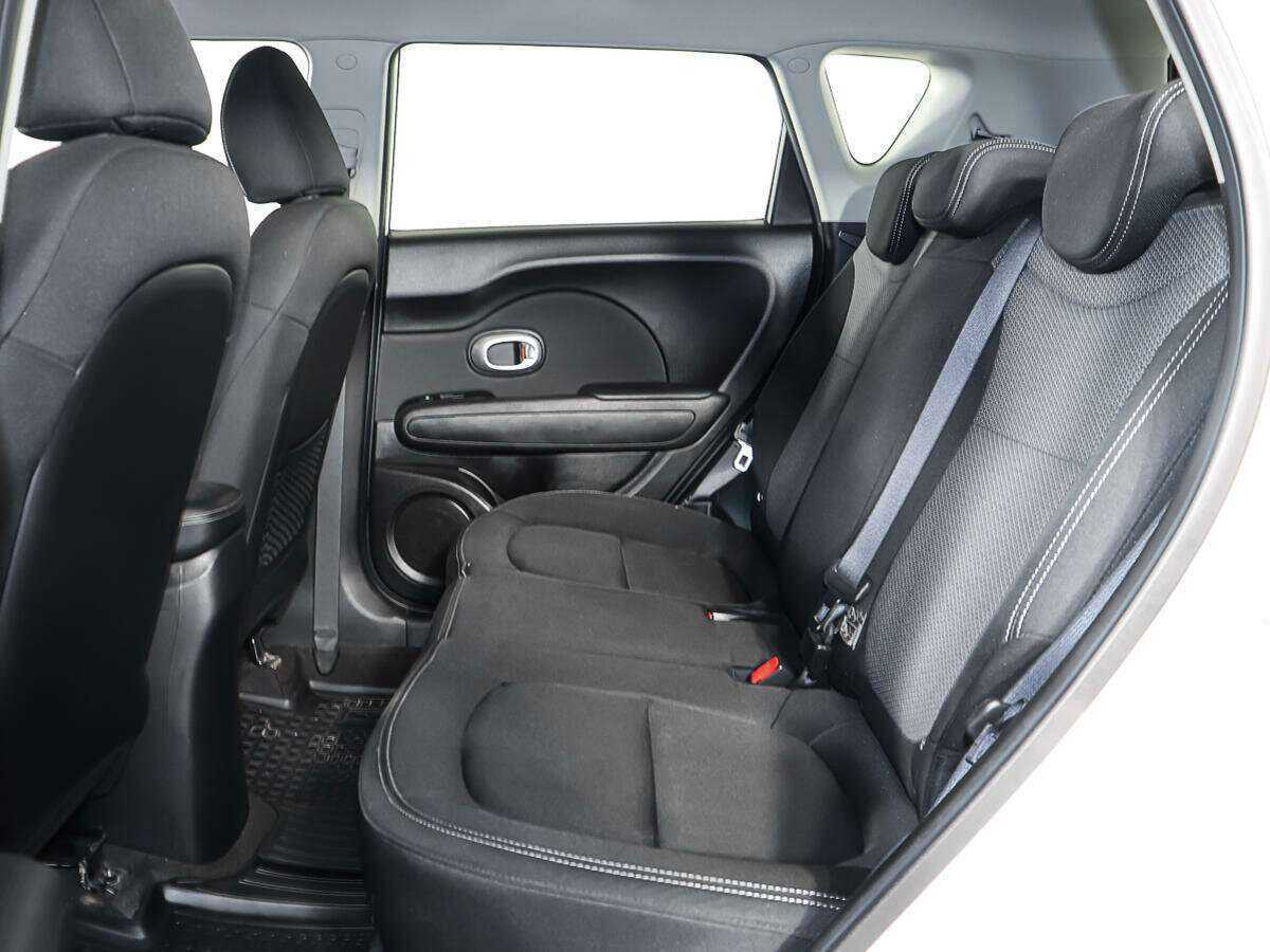 Купить Kia Soul с пробегом. Фото: #9