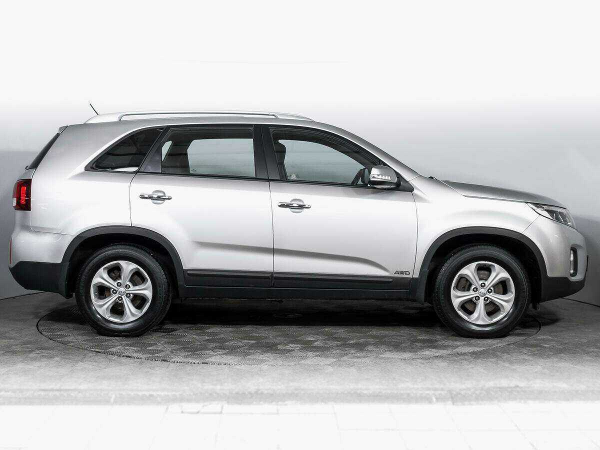 Купить Kia Sorento с пробегом. Фото: #3