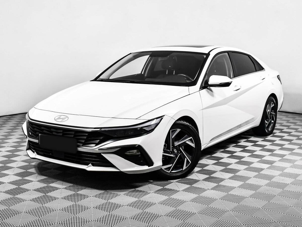 Купить Hyundai Elantra с пробегом. Посмотреть фото