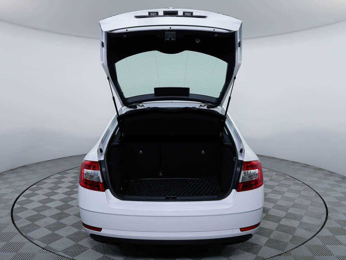 Купить Skoda Octavia с пробегом. Фото: #5