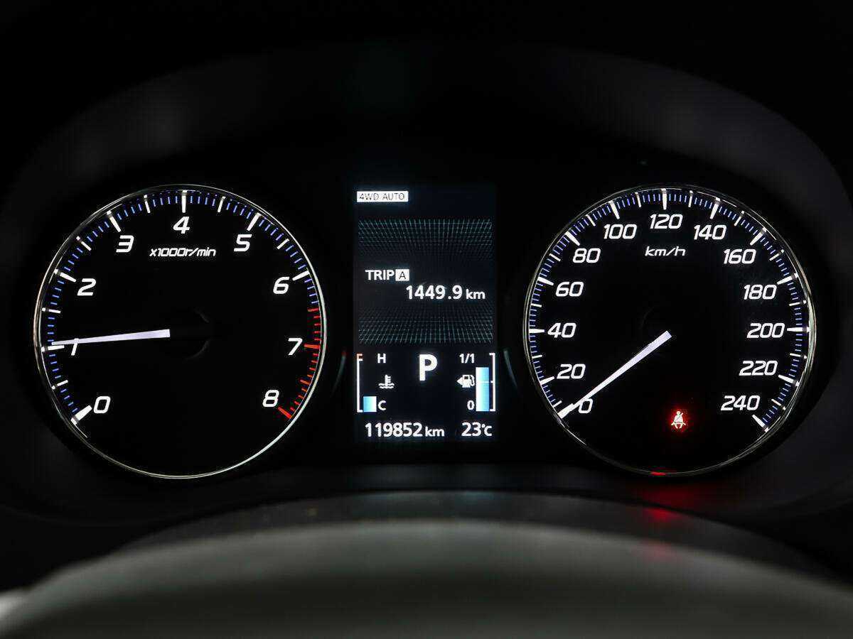 Купить Mitsubishi Outlander с пробегом. Фото: #14