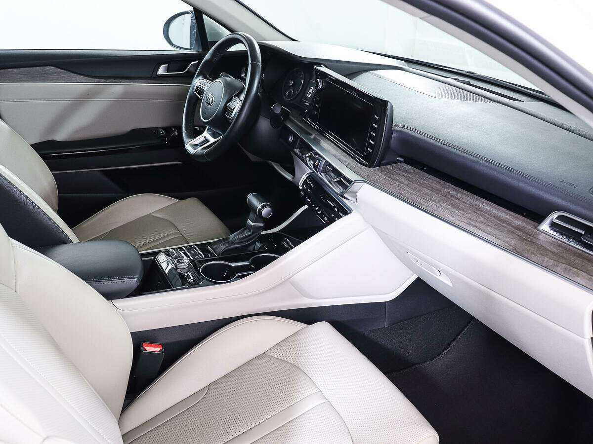 Купить Kia K5 с пробегом. Фото: #7