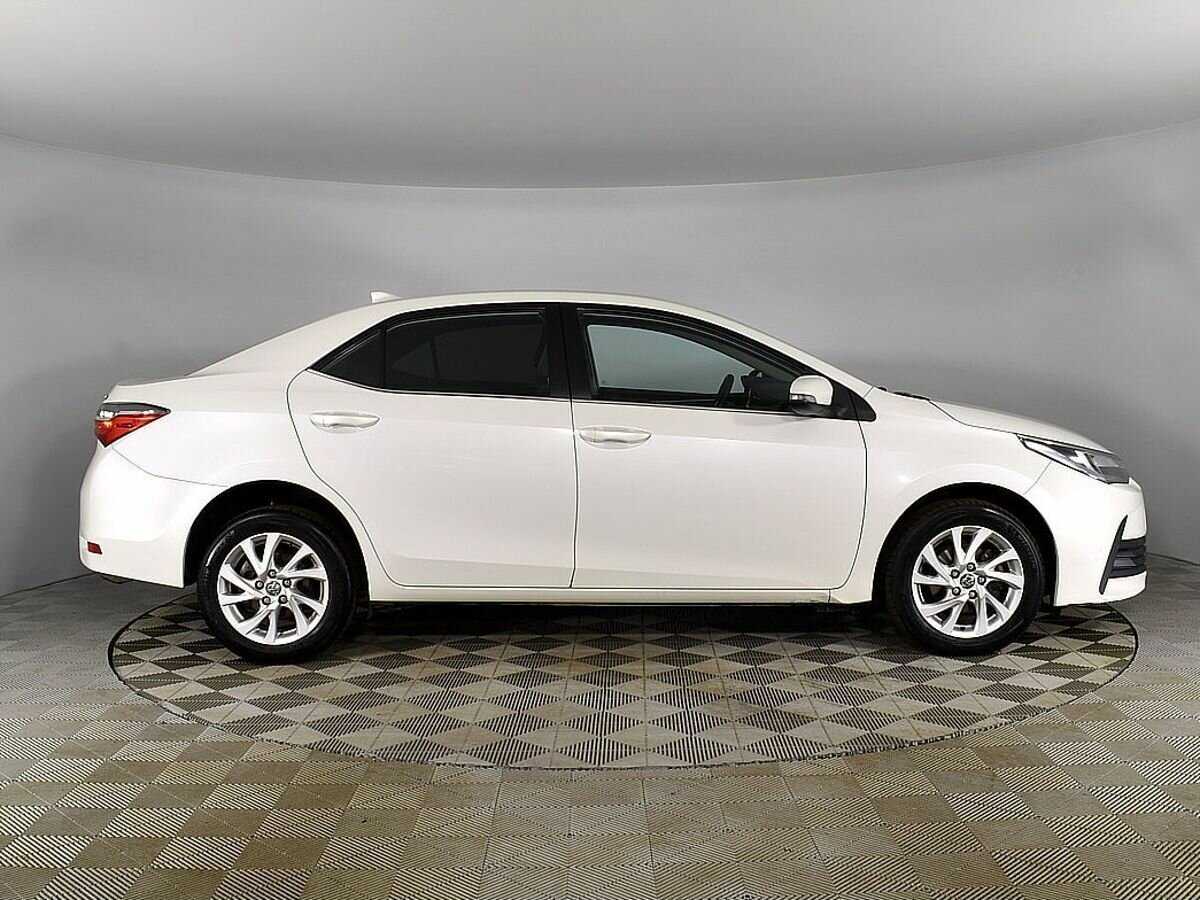 Купить Toyota Corolla с пробегом. Фото: #4