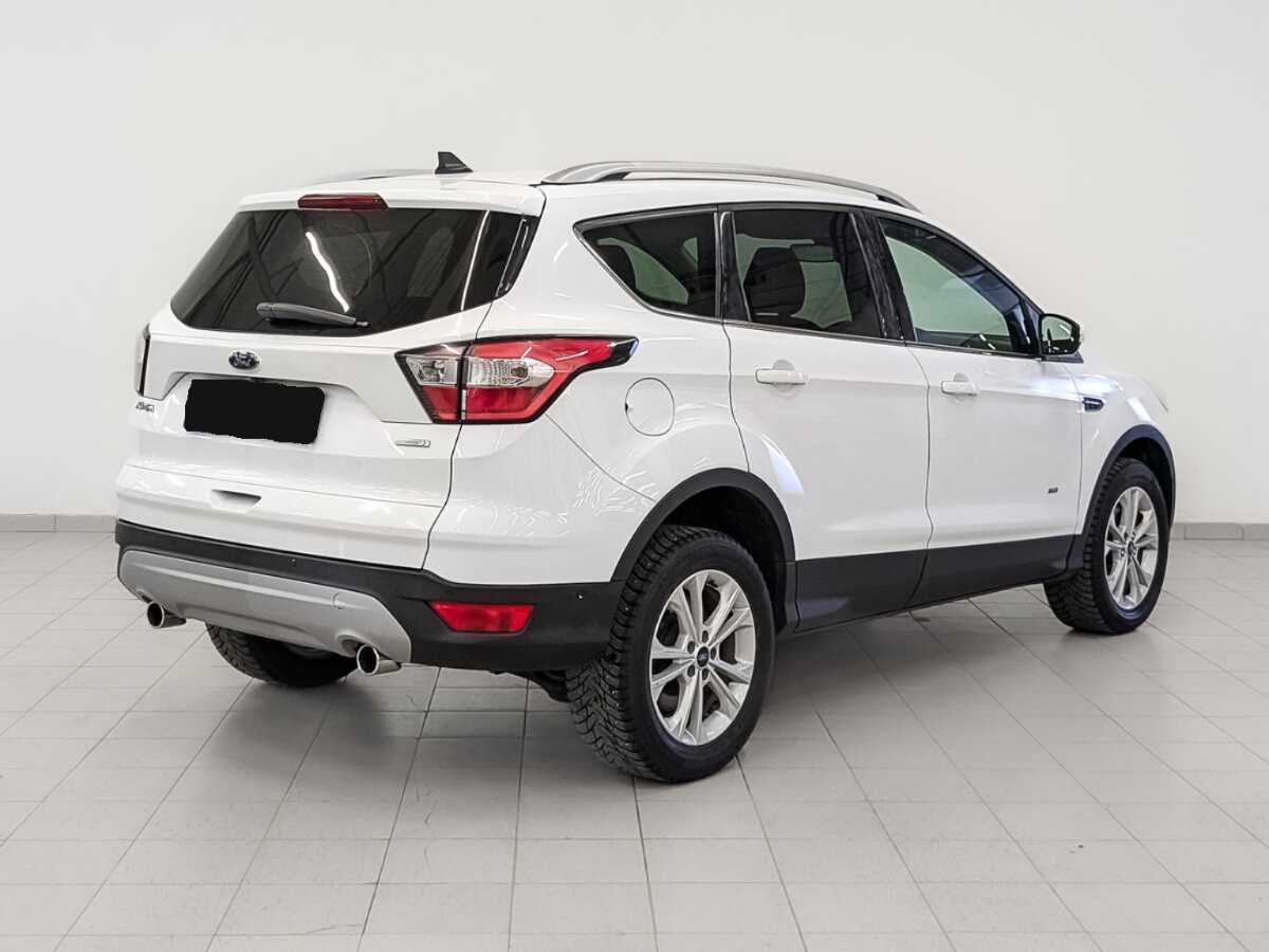 Купить Ford Kuga с пробегом. Фото: #4