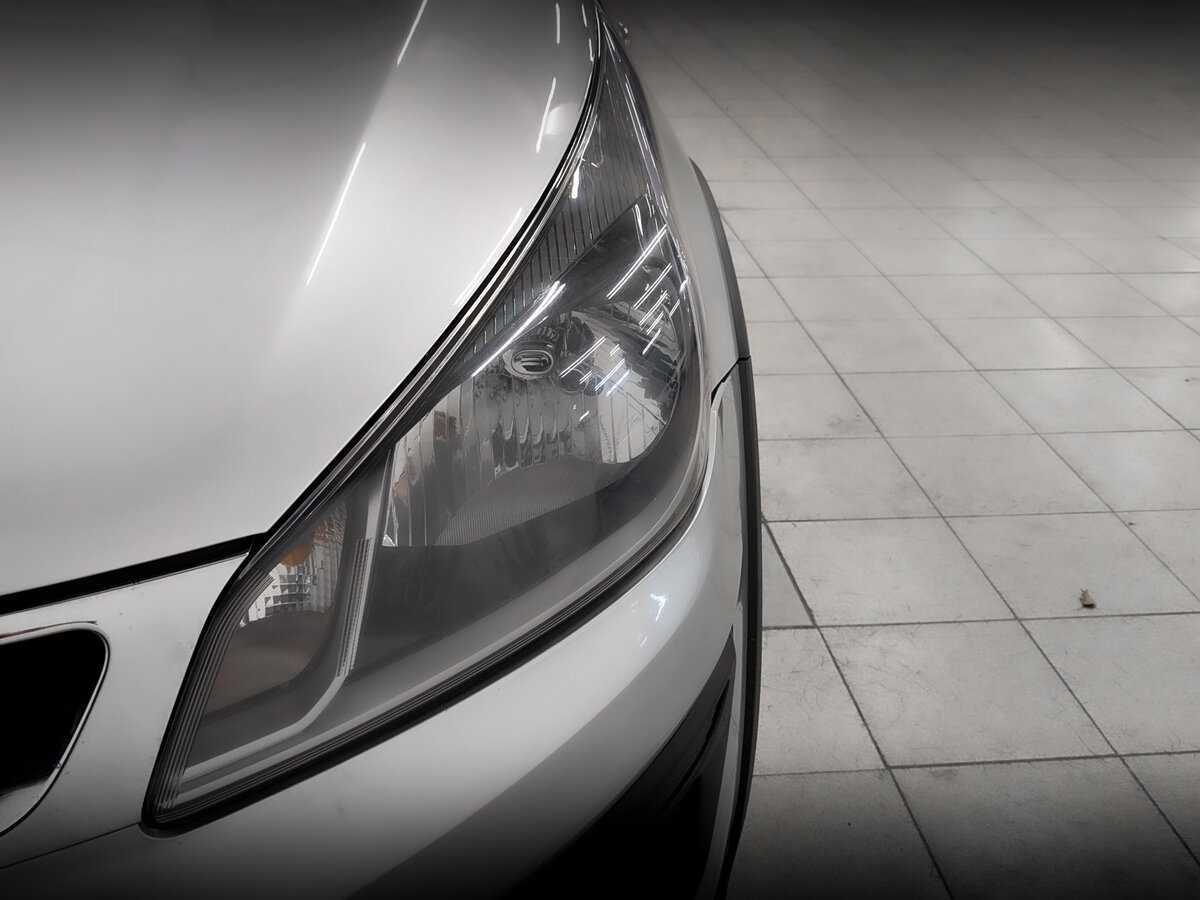 Купить Kia Rio с пробегом. Фото: #16