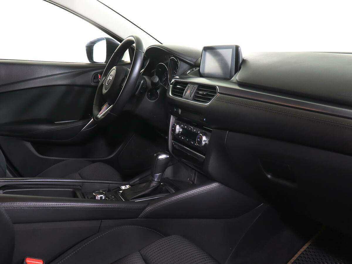 Купить Mazda 6 с пробегом. Фото: #7