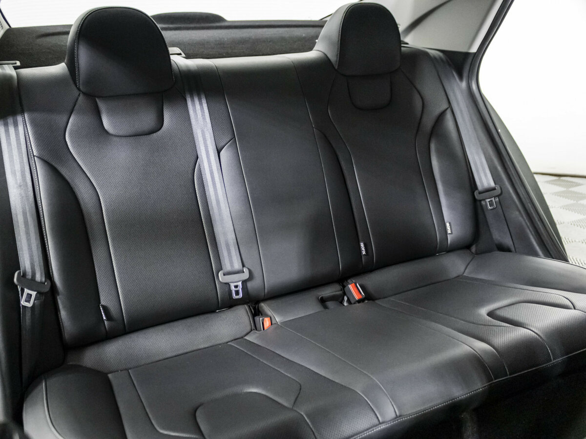 Купить Hyundai Elantra с пробегом. Фото: #11