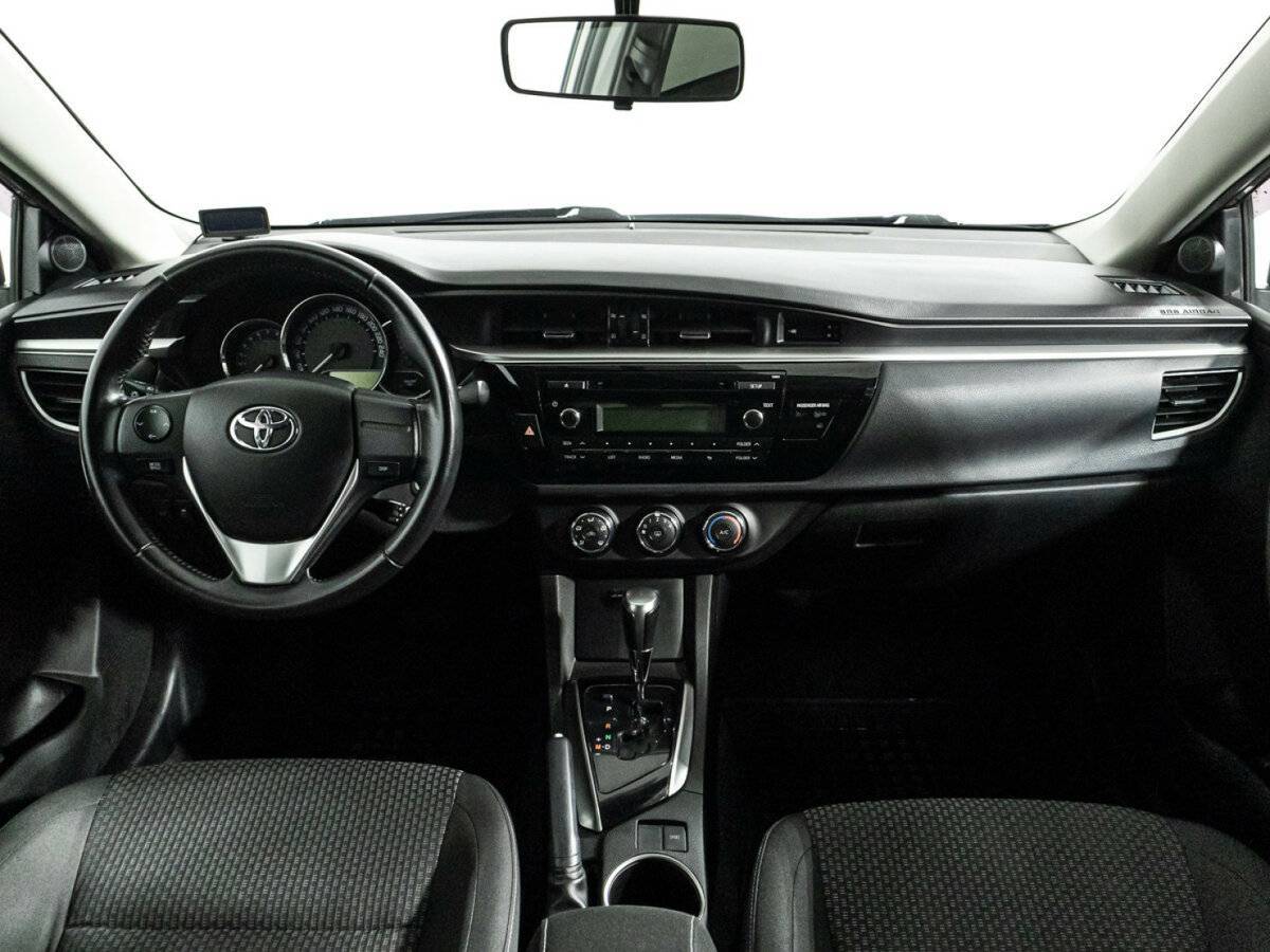 Купить Toyota Corolla с пробегом. Фото: #12