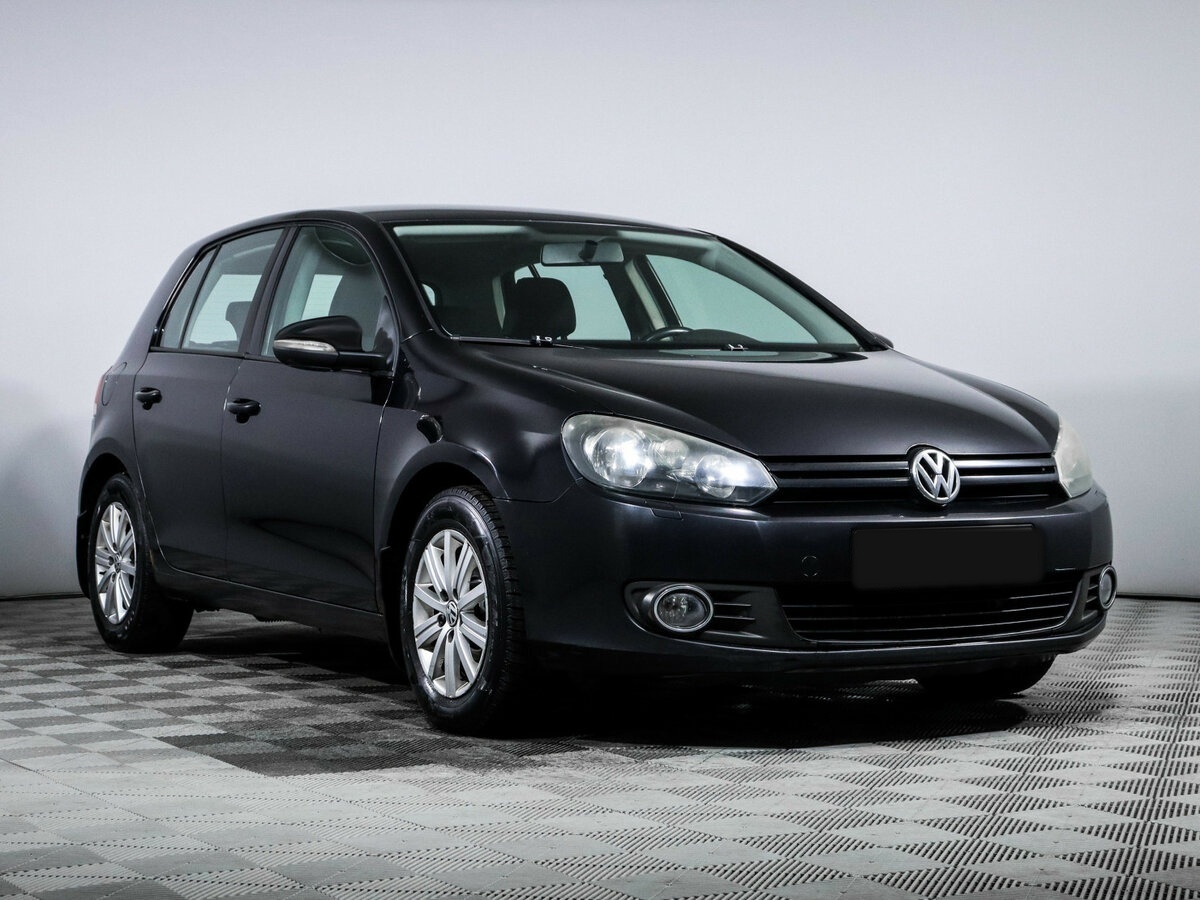 Купить Volkswagen Golf с пробегом. Фото: #2