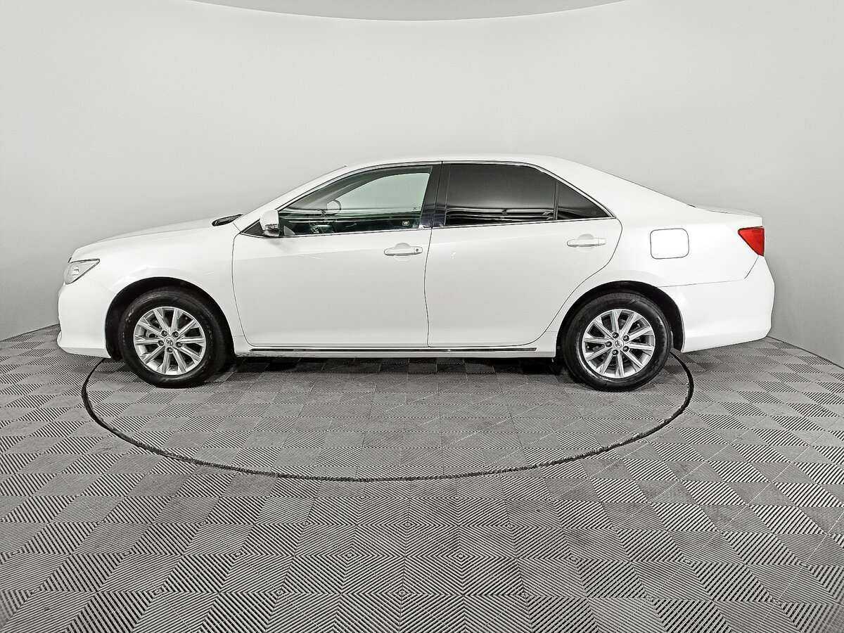 Купить Toyota Camry с пробегом. Фото: #7