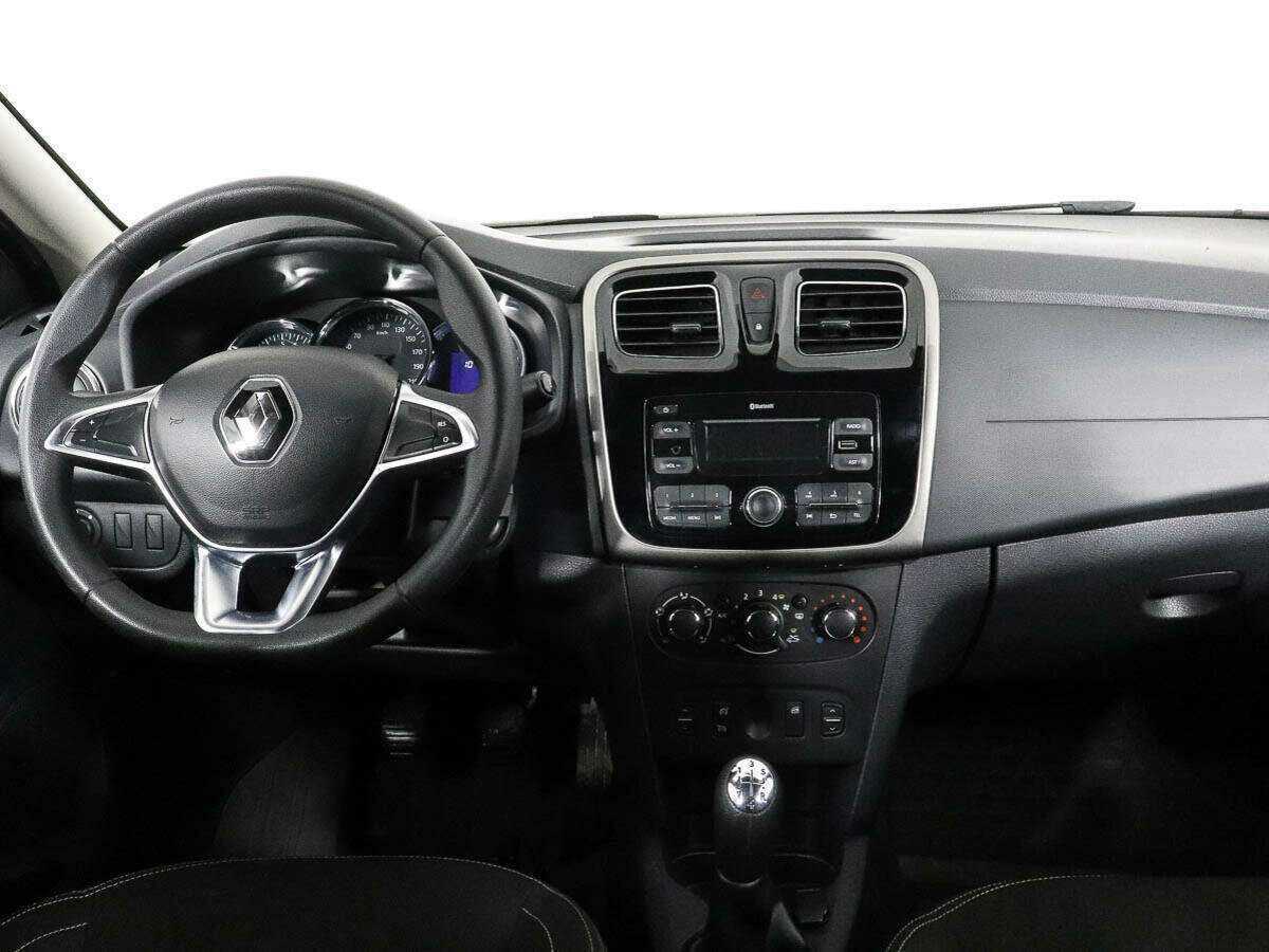 Купить Renault Logan с пробегом. Фото: #9