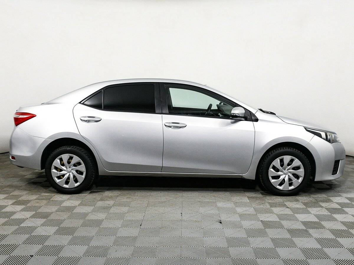Купить Toyota Corolla с пробегом. Фото: #3