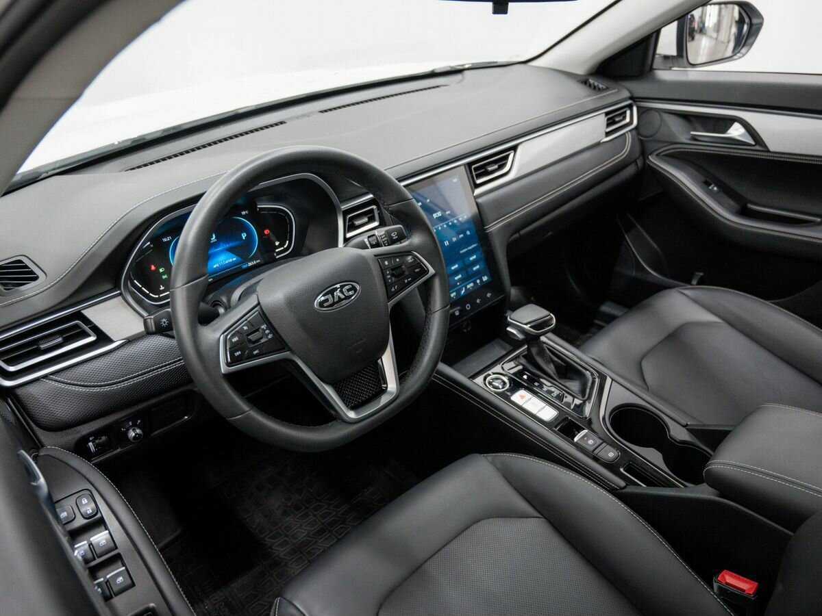 Купить JAC J7 с пробегом. Фото: #12