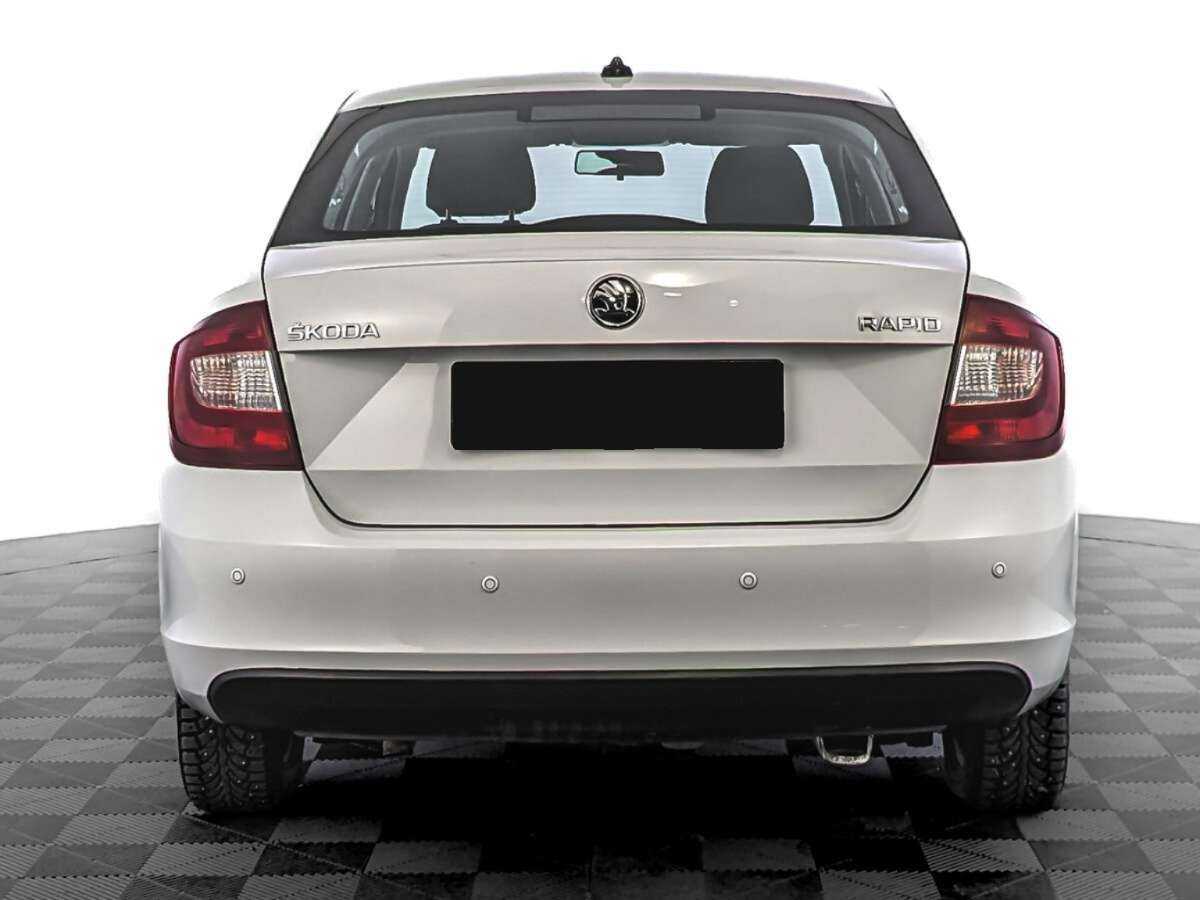 Купить Skoda Rapid с пробегом. Фото: #5