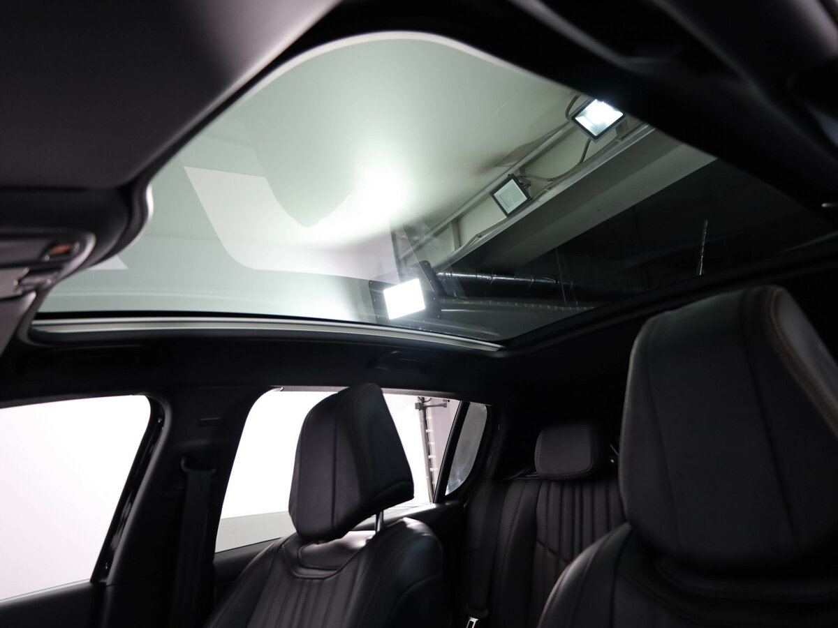 Купить Peugeot 308 с пробегом. Фото: #16