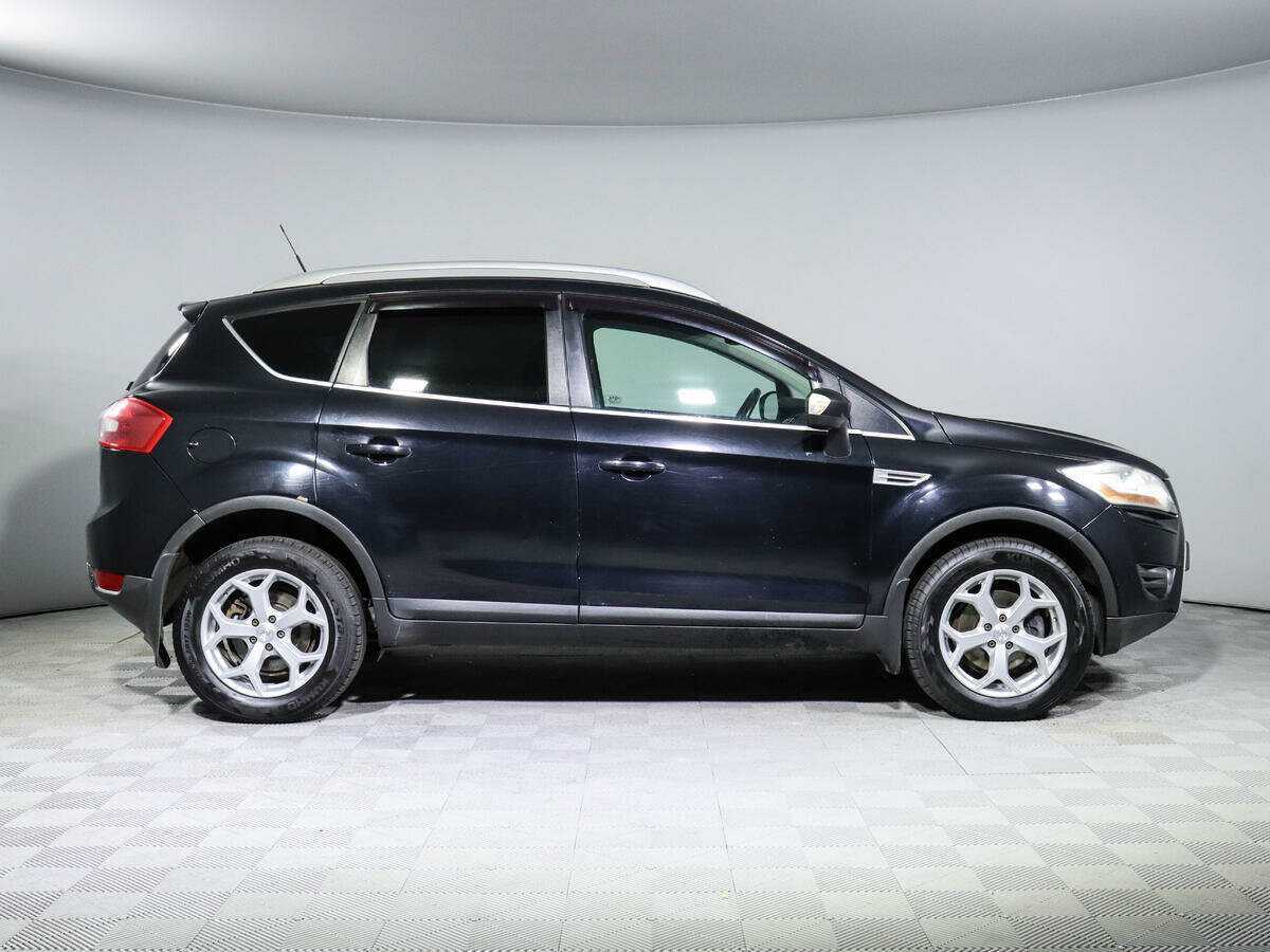 Купить Ford Kuga с пробегом. Фото: #3