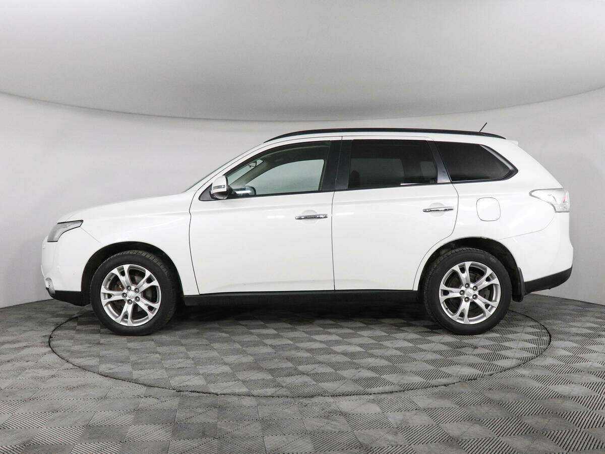 Купить Mitsubishi Outlander с пробегом. Фото: #7