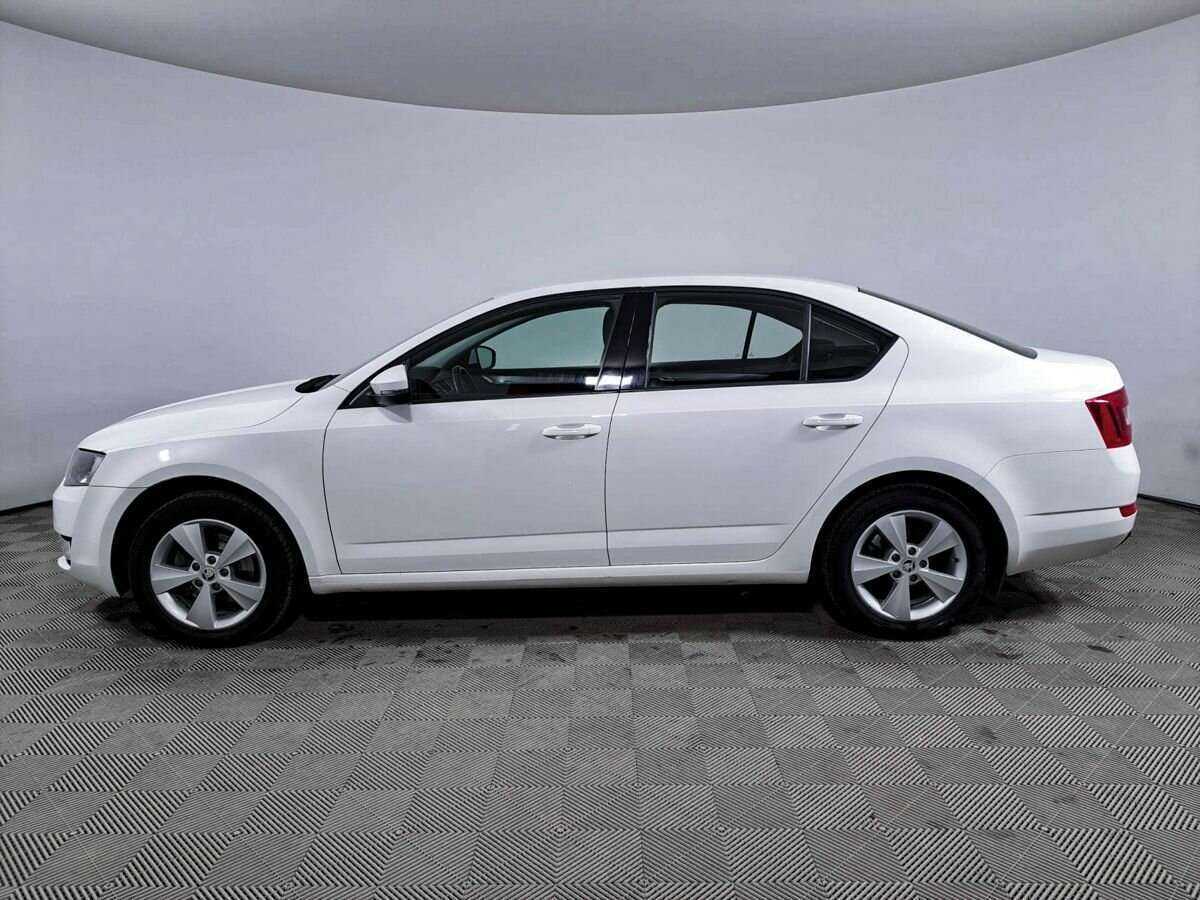 Купить Skoda Octavia с пробегом. Фото: #7