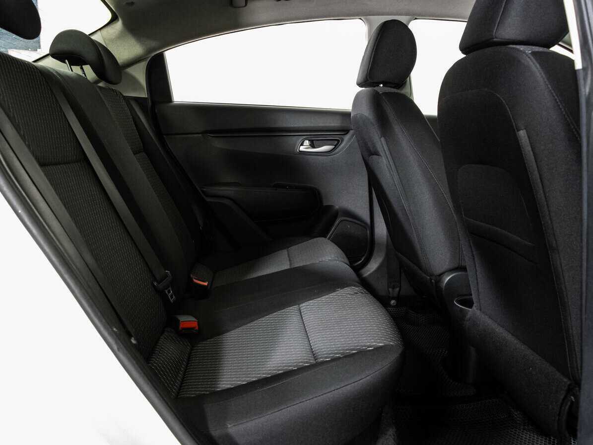 Купить Kia Rio с пробегом. Фото: #14