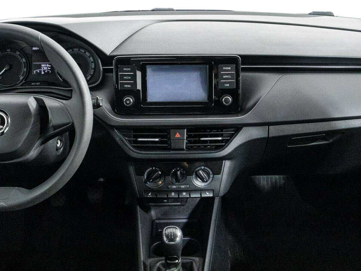 Купить Skoda Rapid с пробегом. Фото: #13