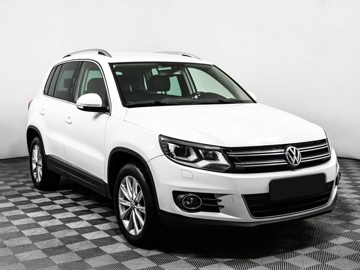 Купить Volkswagen Tiguan с пробегом. Фото: #2