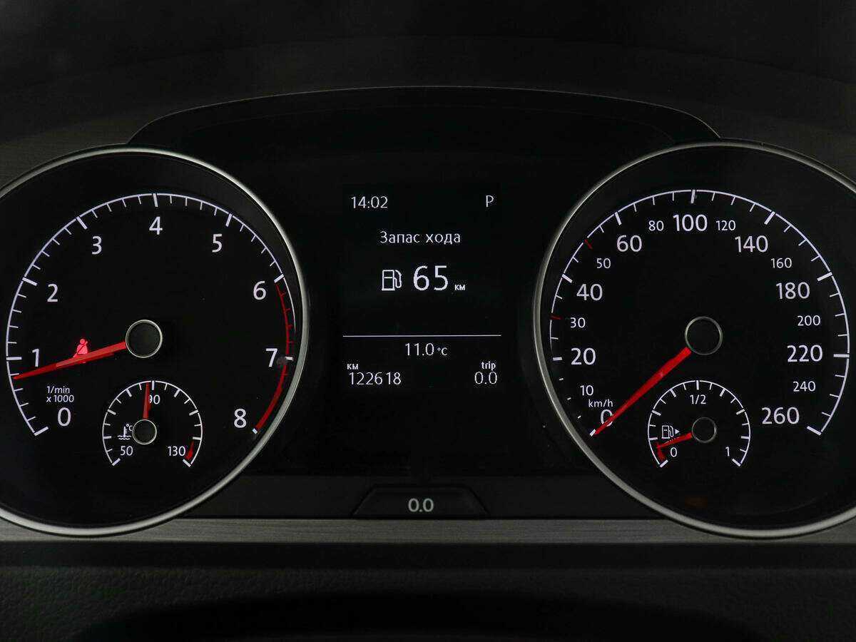 Купить Volkswagen Golf с пробегом. Фото: #10