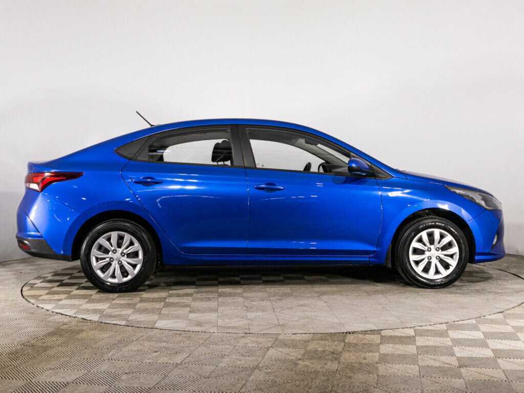 Купить Hyundai Solaris с пробегом. Фото: #3