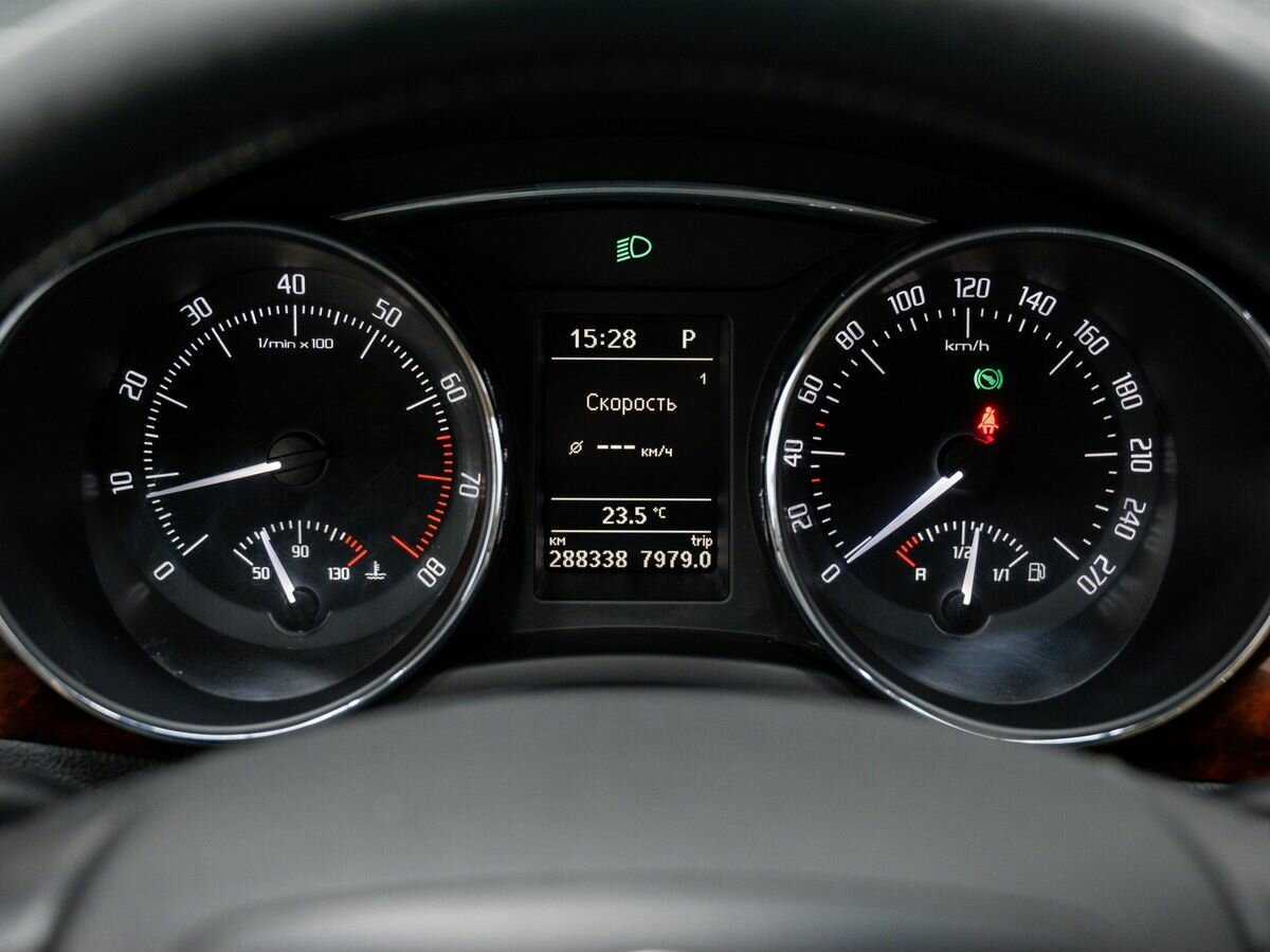 Купить Skoda Superb с пробегом. Фото: #20
