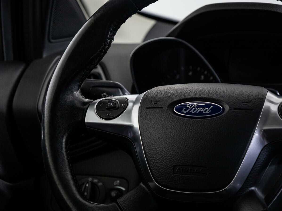 Купить Ford Kuga с пробегом. Фото: #13