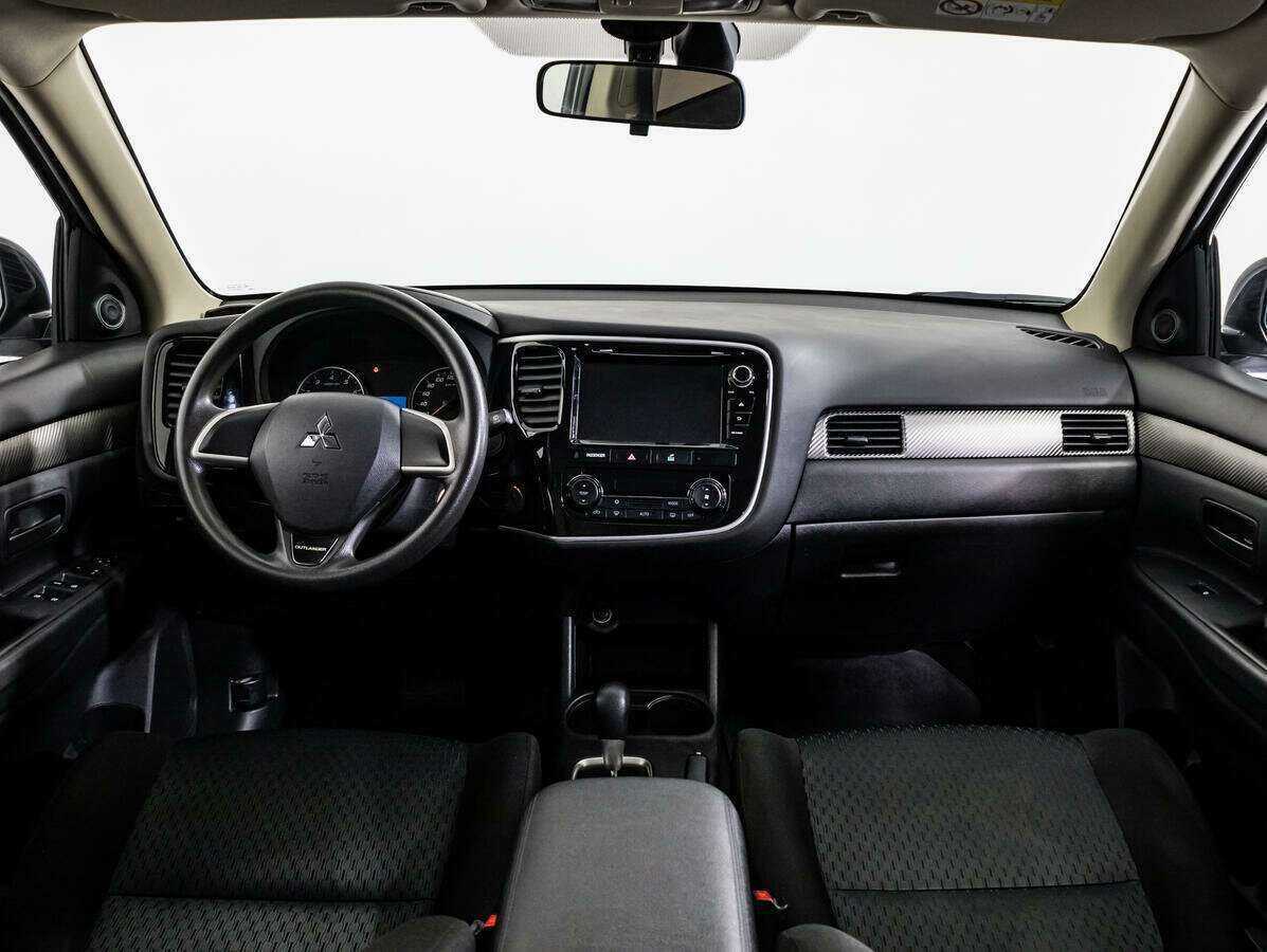 Купить Mitsubishi Outlander с пробегом. Фото: #12