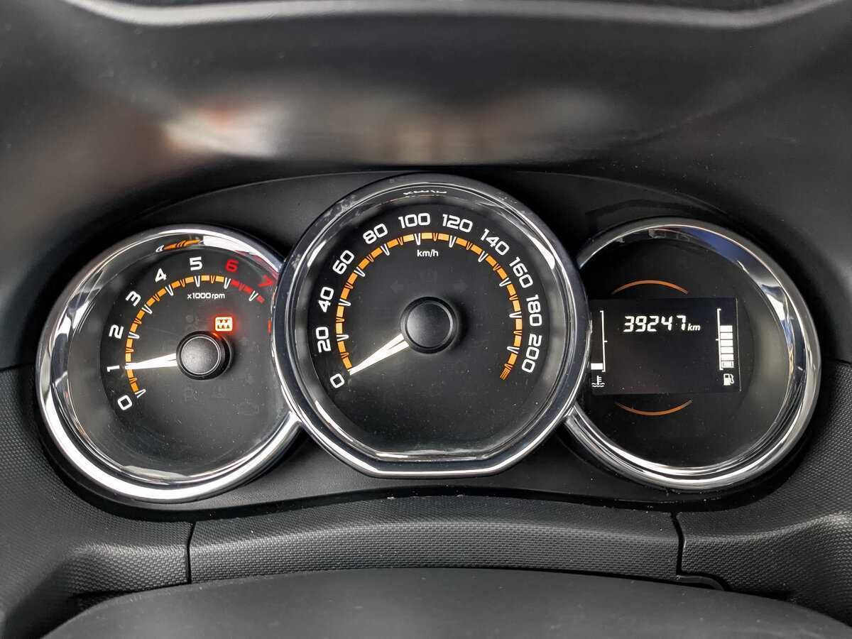 Купить Lada (ВАЗ) Largus с пробегом. Фото: #15