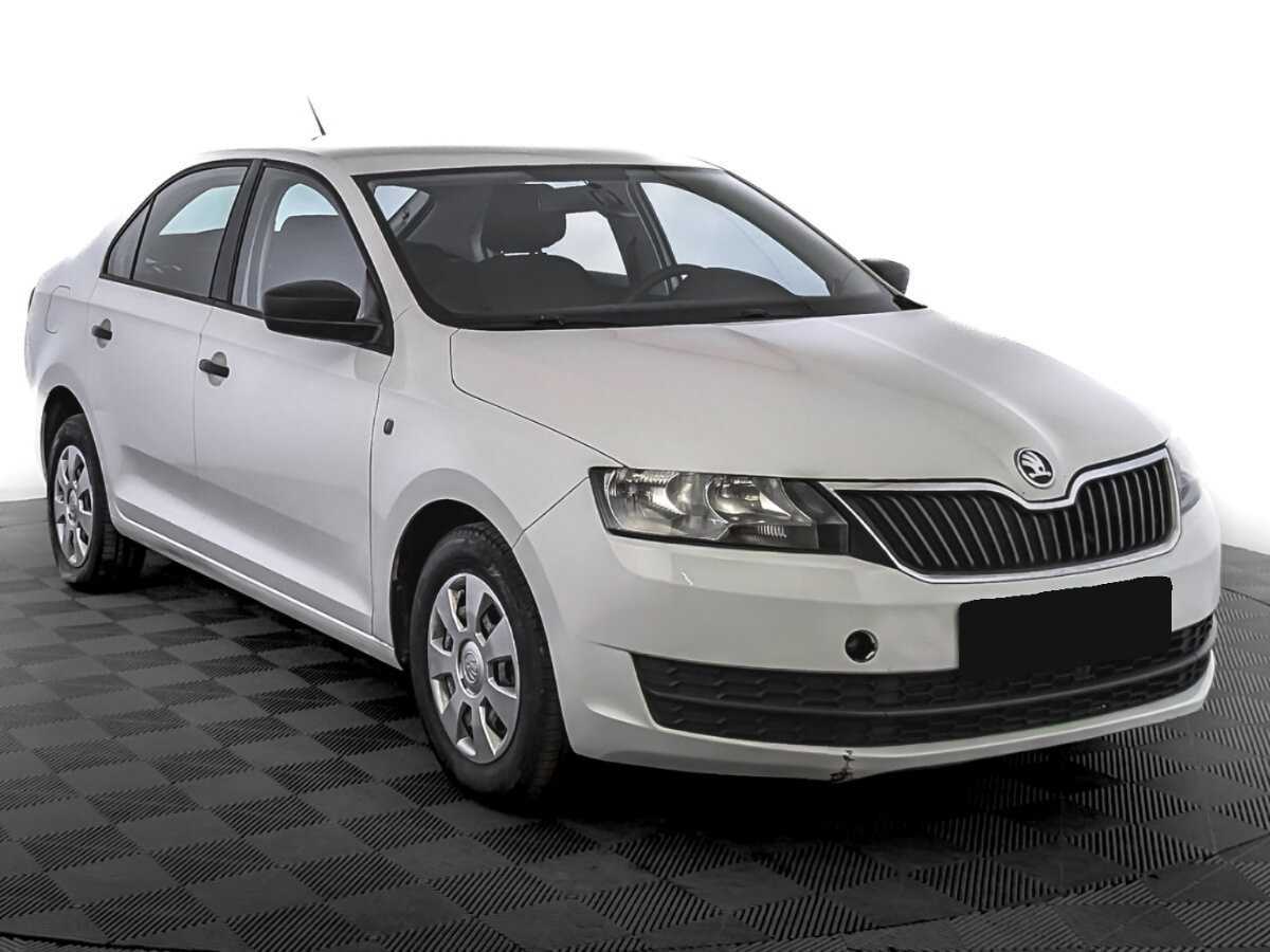 Купить Skoda Rapid с пробегом. Фото: #2