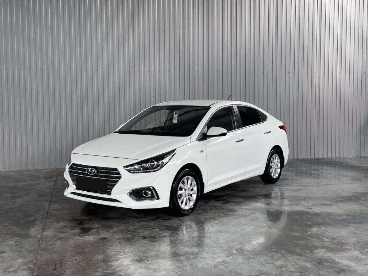 Купить Hyundai Solaris с пробегом. Посмотреть фото