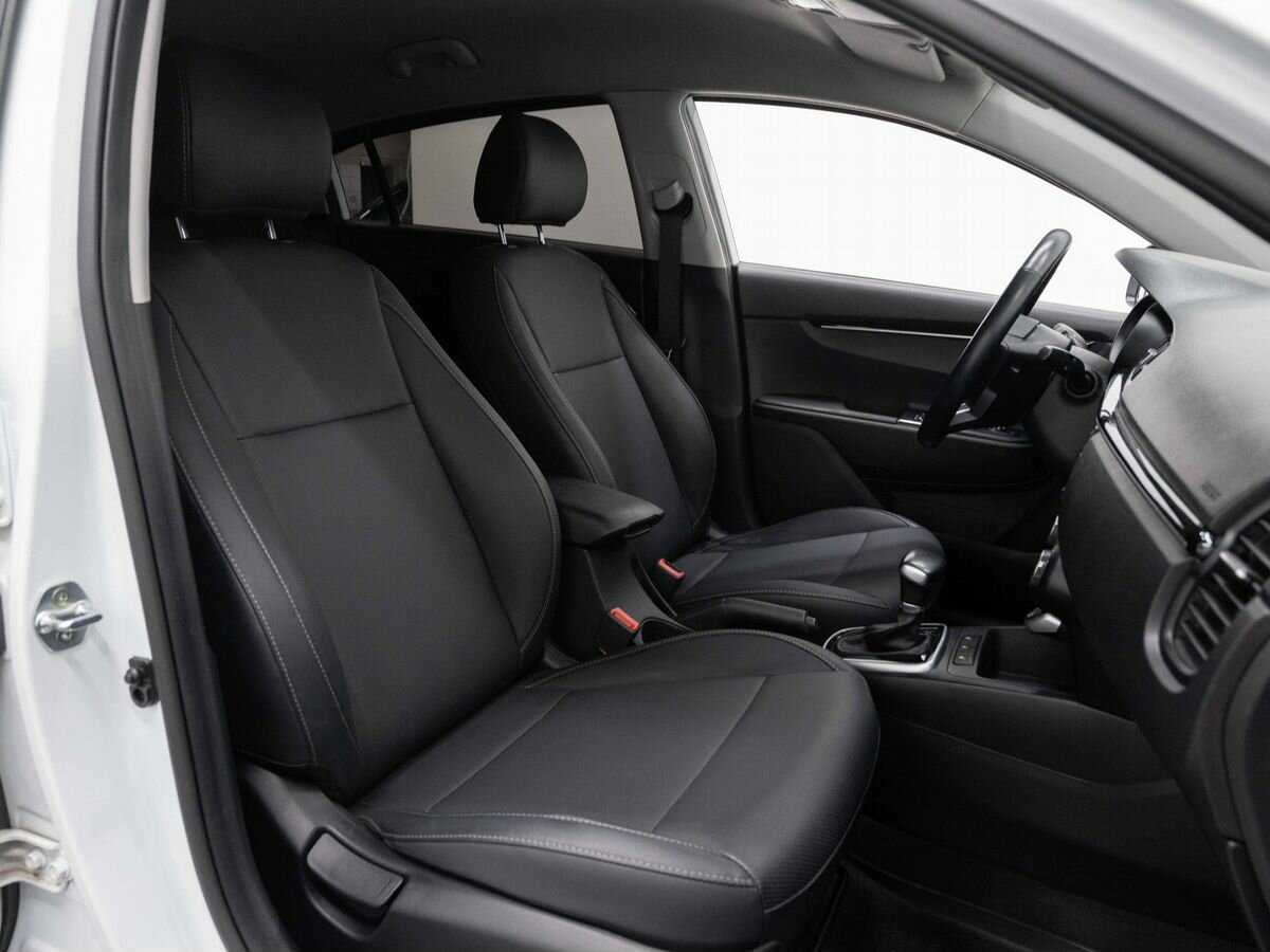 Купить Kia Rio с пробегом. Фото: #9