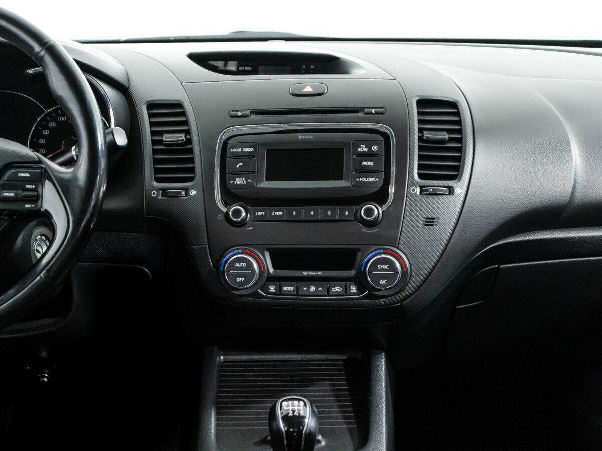 Купить Kia Cerato с пробегом. Фото: #13