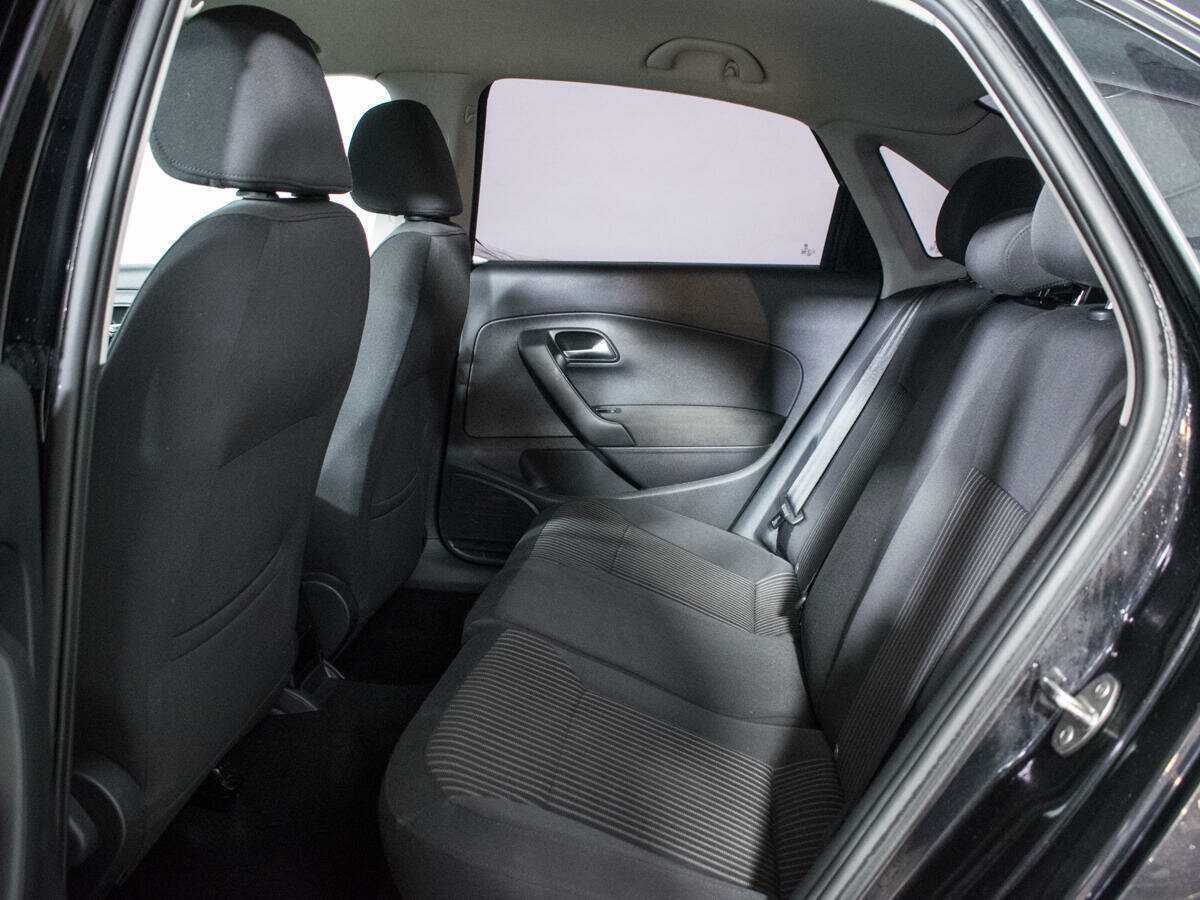 Купить Volkswagen Polo с пробегом. Фото: #9