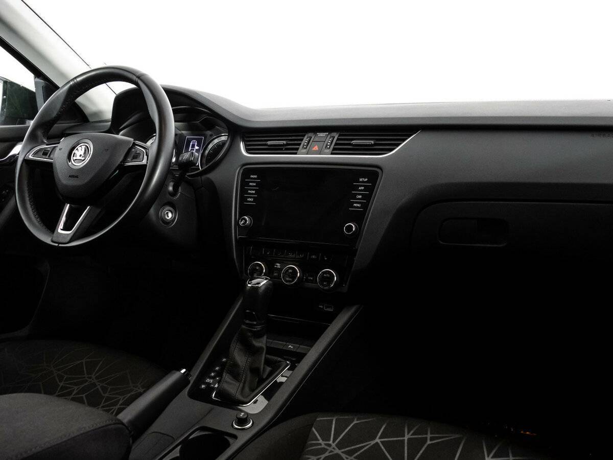 Купить Skoda Octavia с пробегом. Фото: #6