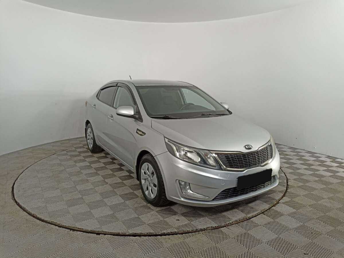 Купить Kia Rio с пробегом. Фото: #2