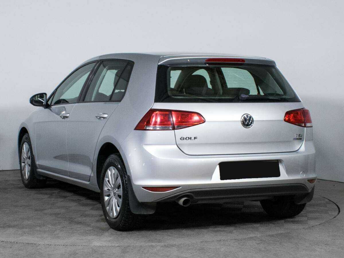 Купить Volkswagen Golf с пробегом. Фото: #6